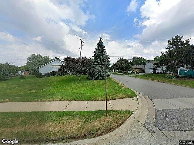 Falcon Pointe Condominiums photo 4