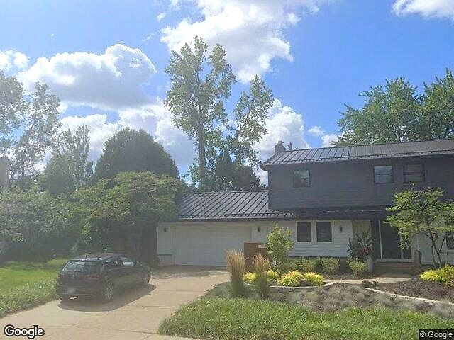 Albert-Realtors Hampshire Replat photo 4