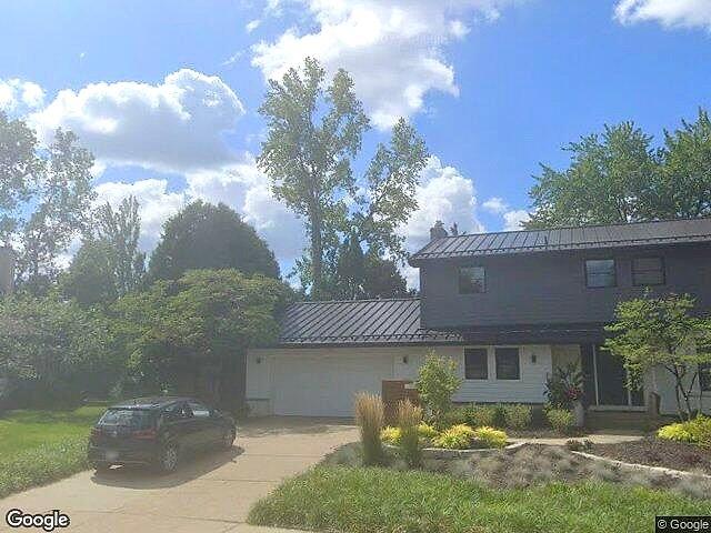 Albert-Realtors Hampshire Replat photo 4