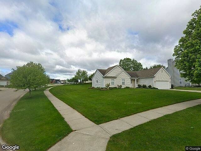 Avalon Pointe Condominiums photo 9