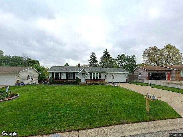 Sharon Estates photo 6