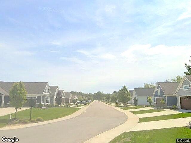 Amber Ridge Condominiums photo 2