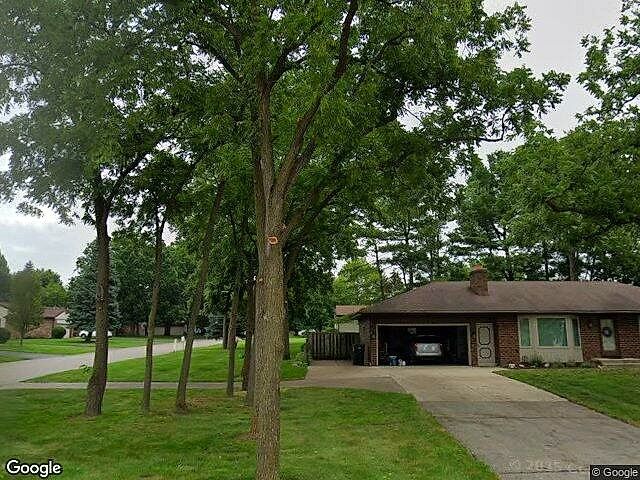 Amber Lakes Condominiums photo 4