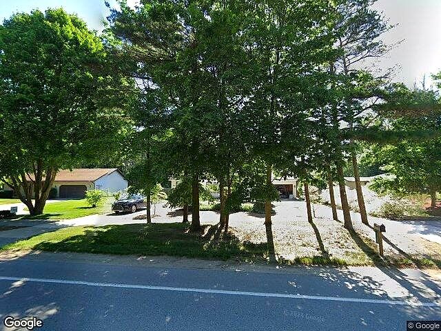 Beach Woods photo 5