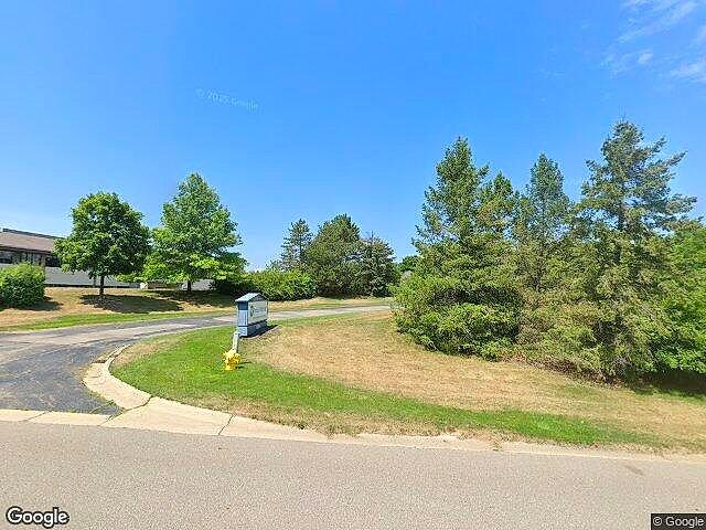 Meadows Condominiums photo 3