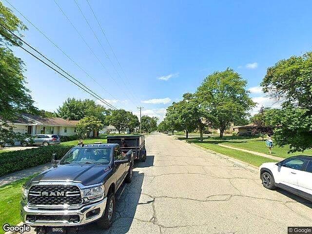 HAWTHORNES SQUARE CONDOS photo 5