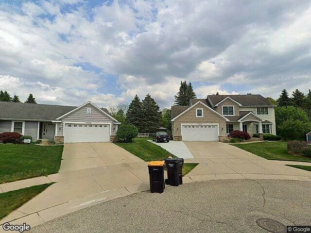Applewood Estates photo 5