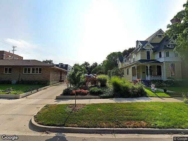 216-218 College photo 5