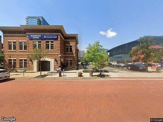 70 Ionia Building photo 4