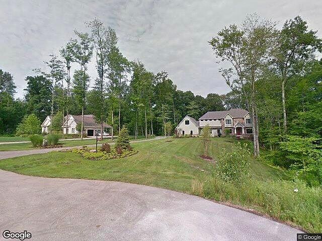 Fairbanks Estates Site Condominium photo 3