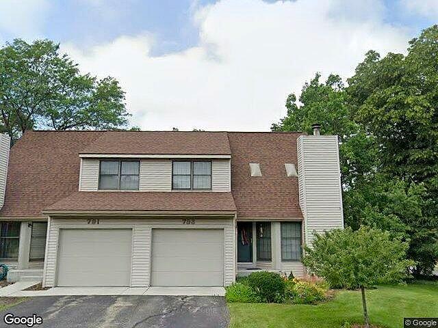 Bradford Place Condominium photo 3