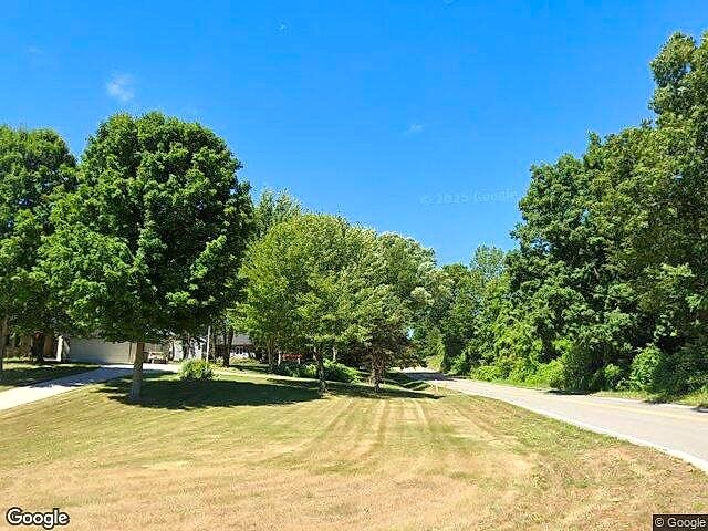 Courtland Hills photo 13