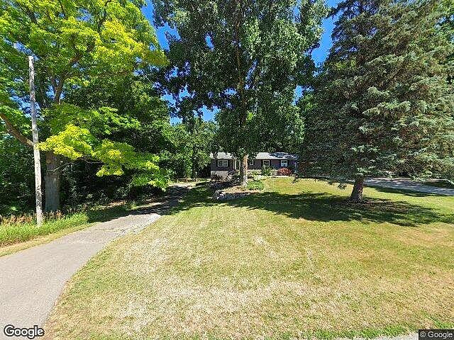 Courtland Hills photo 3