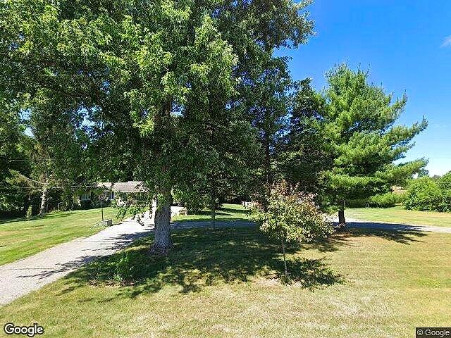 Courtland Hills photo 4