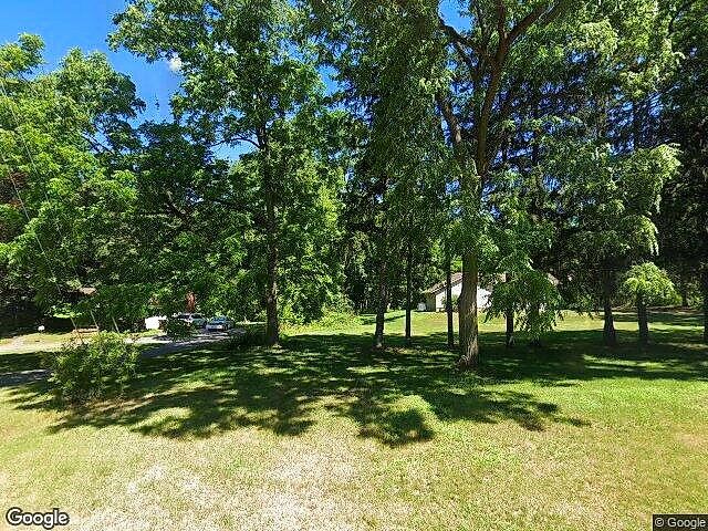 Courtland Hills photo 9