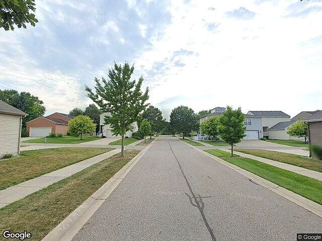 Cobblestone at the Ravines - Central Village photo 9