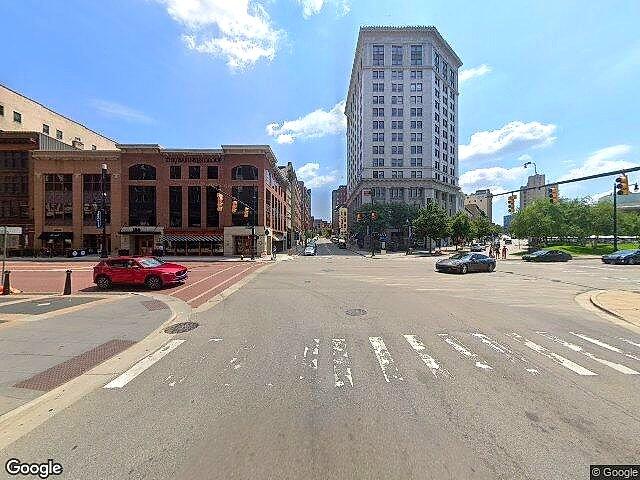 171 Monroe Condominium photo 5