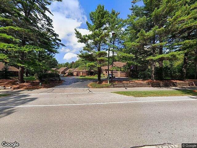 Forest Creek Condominium photo 2