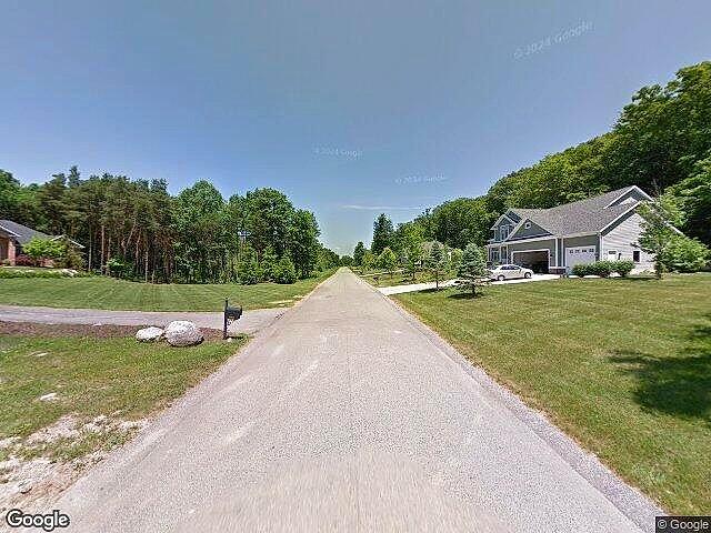 East River Ridge Condominiums photo 5