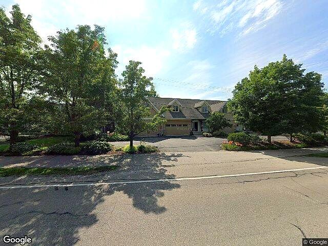 Ivy Wood Condominiums photo 5