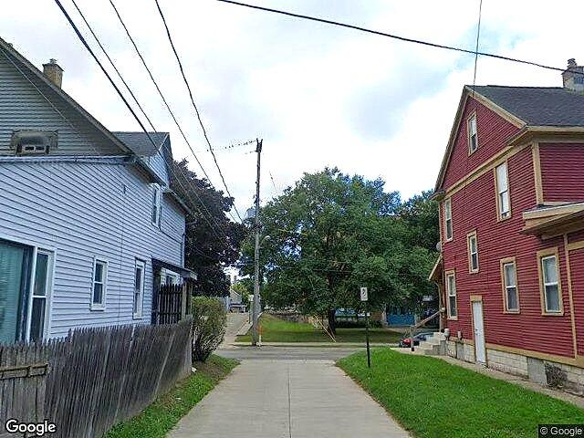 A. M. Maris Diamond St. Add. photo 3