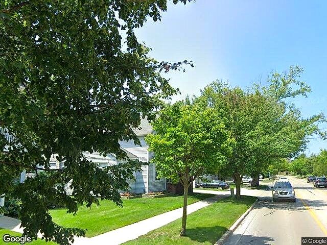 HARBOR'S EDGE CONDOMINIUMS photo 3