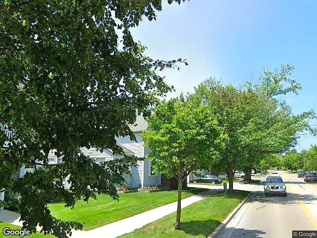 HARBOR'S EDGE CONDOMINIUMS photo 3