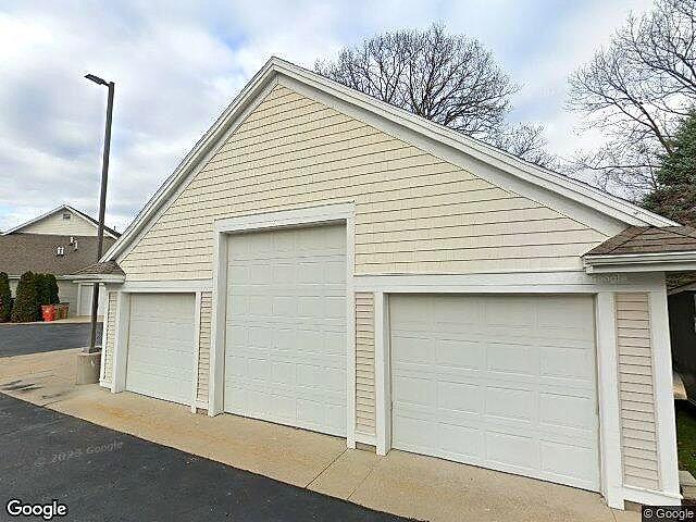 Chandler Woods photo 3