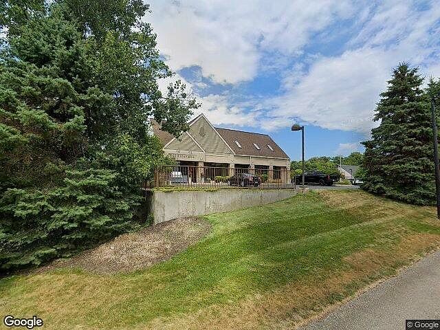 Grenelefe Condominiums photo 2