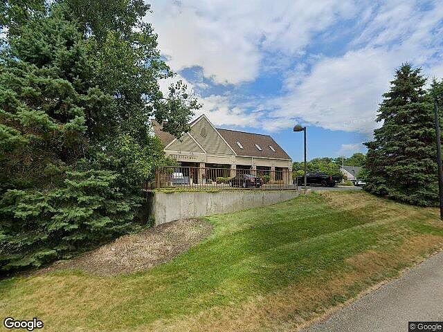 Grenelefe Condominiums photo 2