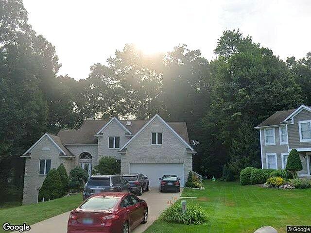 Chatham Woods Condominiums photo 4