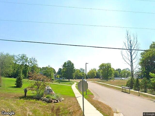 Crowning Acres photo 4