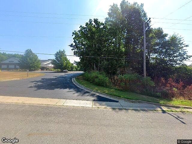 Crowning Acres photo 5