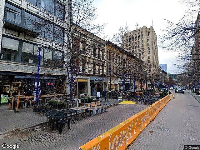 47 Monroe Center photo 4