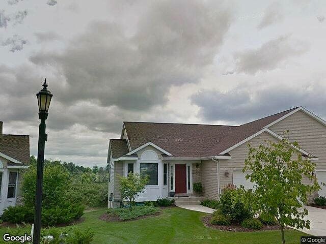 Blakeslee Creek Condominiums photo 12