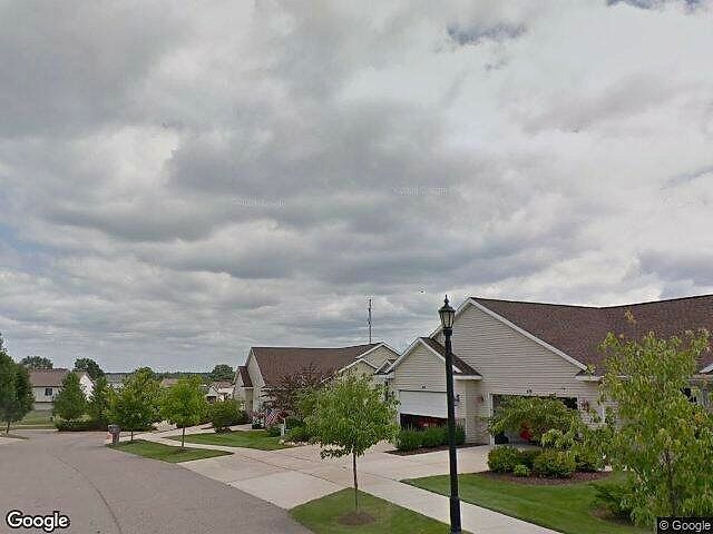 Blakeslee Creek Condominiums photo 5
