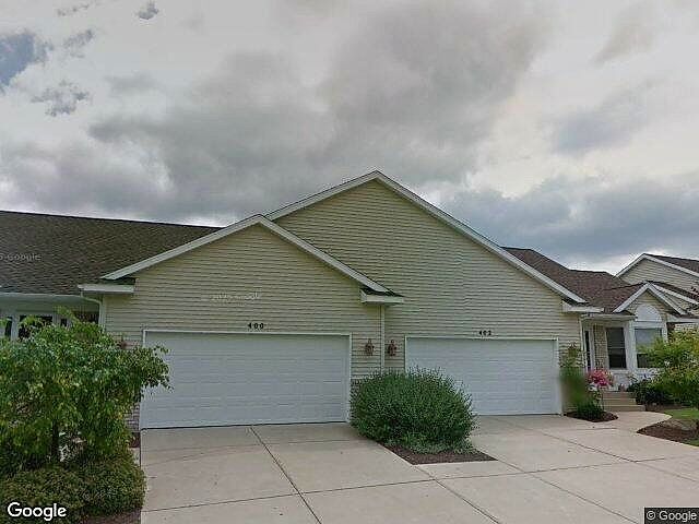 Blakeslee Creek Condominiums photo 6