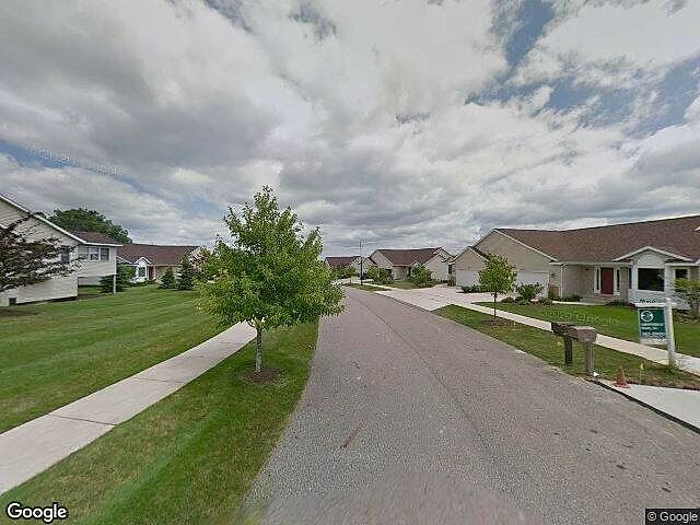 Blakeslee Creek Condominiums photo 8