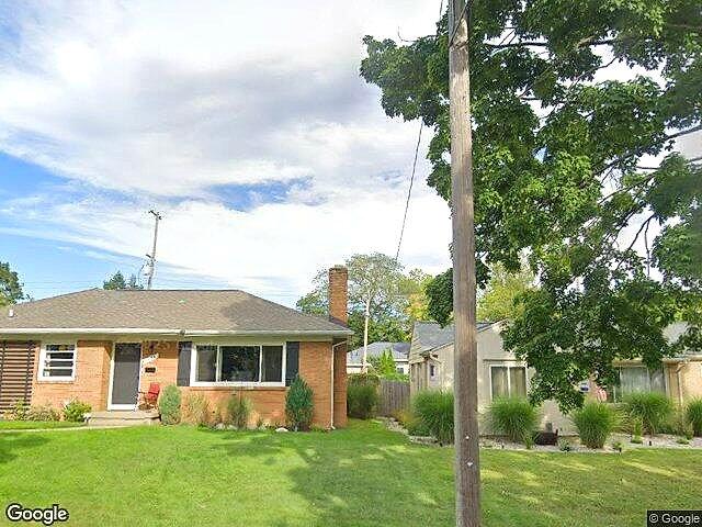 Sarafis Carlton Avenue Plat photo 2