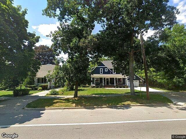 Albert-Realtors Hall St. Sub. Area photo 5