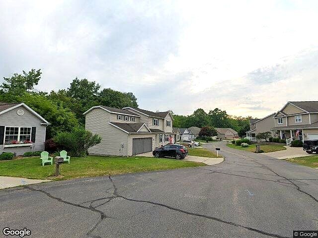 Brook Hollow photo 11