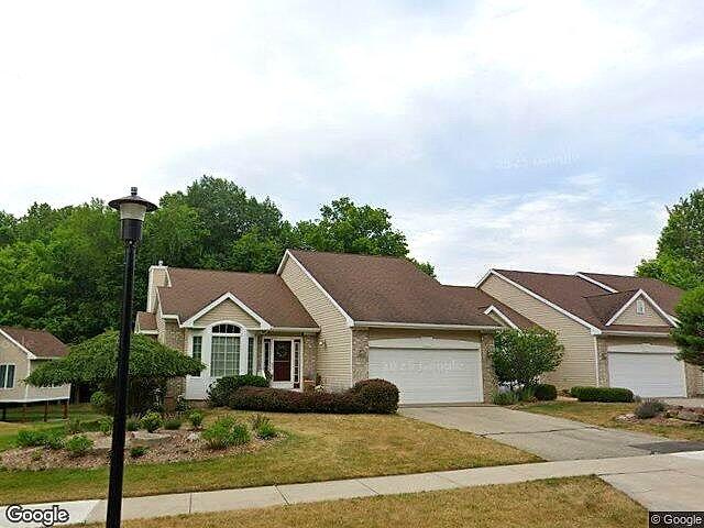 Brook Hollow photo 3