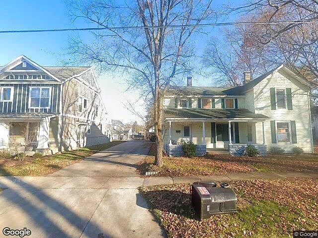 174 N Monroe Condominiums photo 3