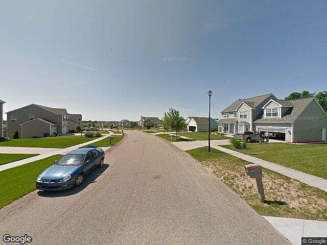 Avalon Pointe photo 12