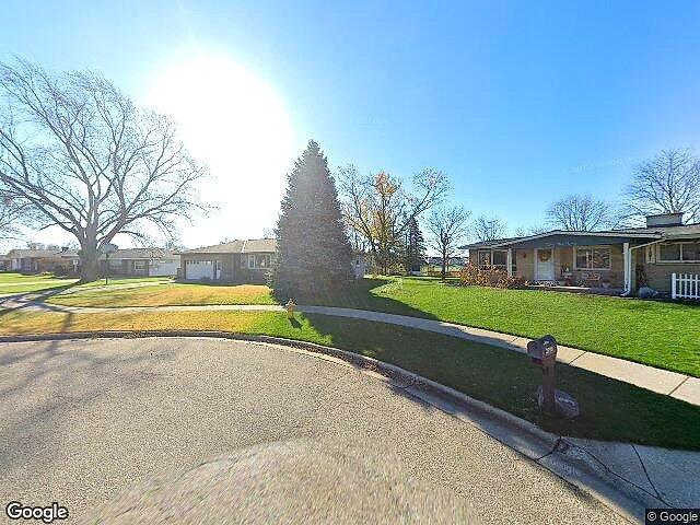 Elmwood Lake Condo photo 2