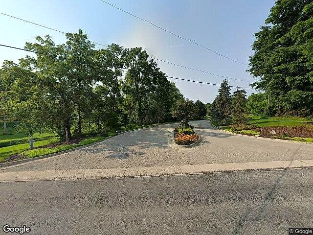 Crestwood Hills photo 5