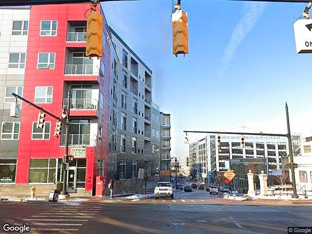 Division-Sheldon Condominium photo 5