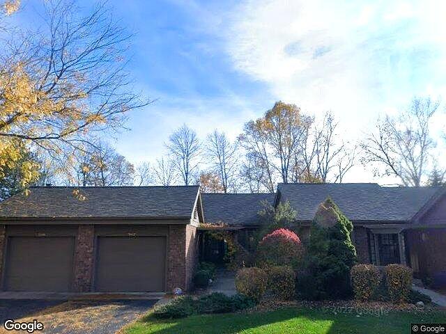 Eaglecrest Condominium photo 2