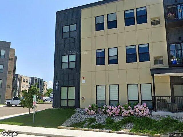 Harbourfront Condominiums photo 3