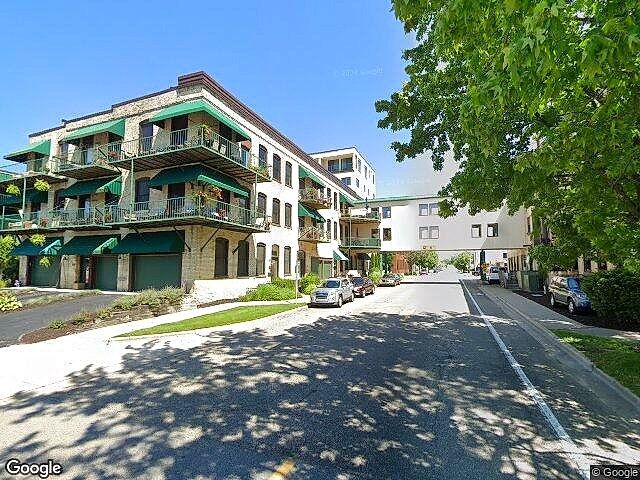 Harbourfront Condominiums photo 8